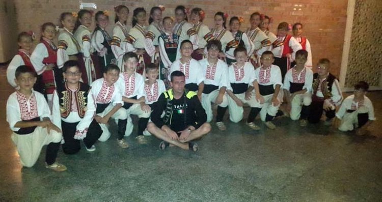 Детските състави при читалище Родопски фар завладяха публиката на фестивала „Орфей пее с морето“