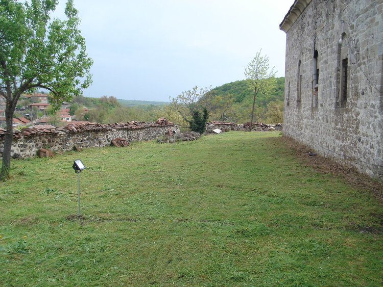 Стягат църквата в Брягово за 180-тата ѝ годишнина