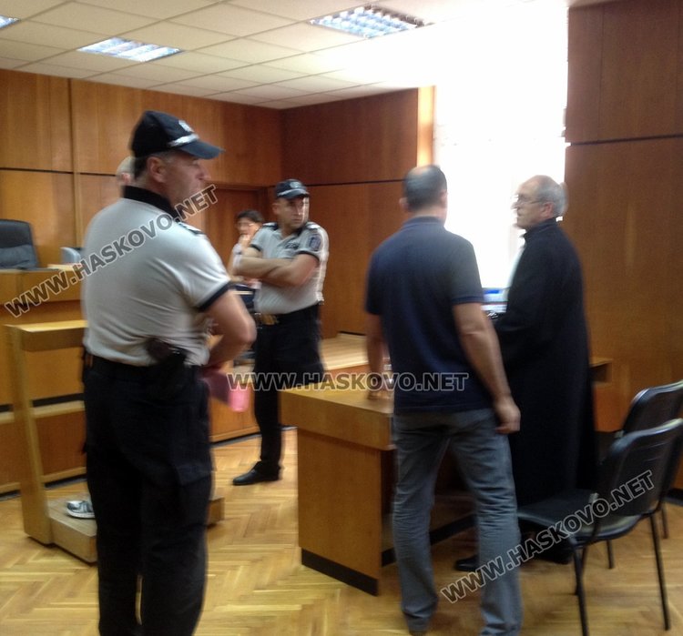 Окръжният съд в Смолян даде 8 години затвор за 18 годишния Антон Петков, убил с нож  Никола Мавродиев