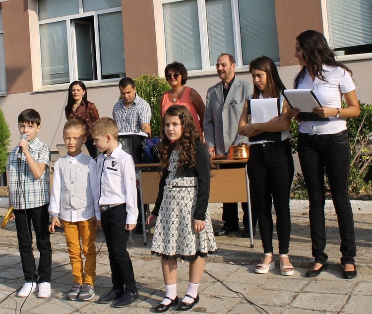 64 първокласници прекрачиха прага на СУ "Любен Каравелов"