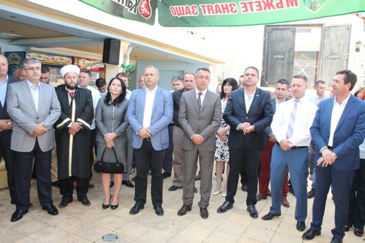 Хасан Азис: Байрамът е празник, който ни  показва да бъдем заедно и сплотени