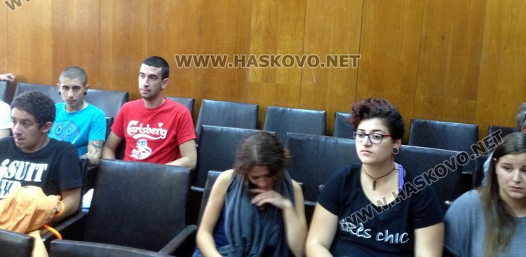 Окръжният съд в Смолян даде 8 години затвор за 18 годишния Антон Петков, убил с нож  Никола Мавродиев