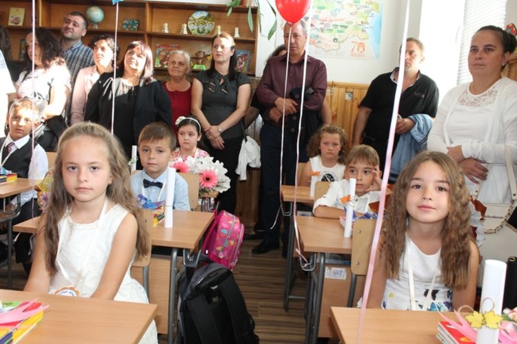 650 ученици за първи звънец в Ардино