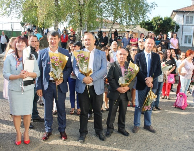 650 ученици за първи звънец в Ардино