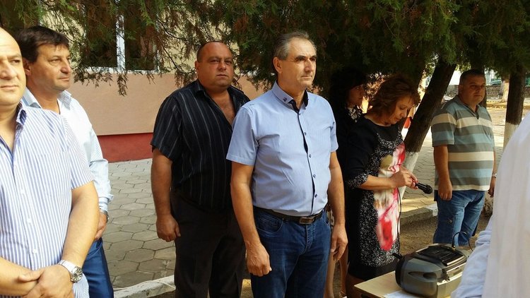 Откриха учебната година в най-старото училище в общината - в Ябълково