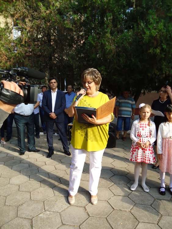 Откриха учебната година в най-старото училище в общината - в Ябълково