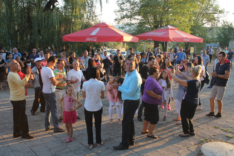 Ерик изпя за бойновци най-популярните си песни