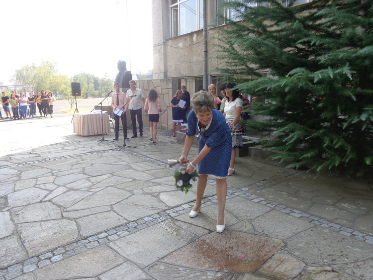 Професионалната гимназия по туризъм в Кърджали отвори врати