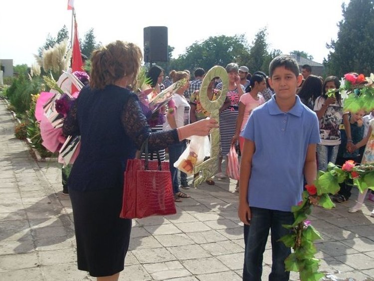 24 първокласници посрещна училището в Черноконево