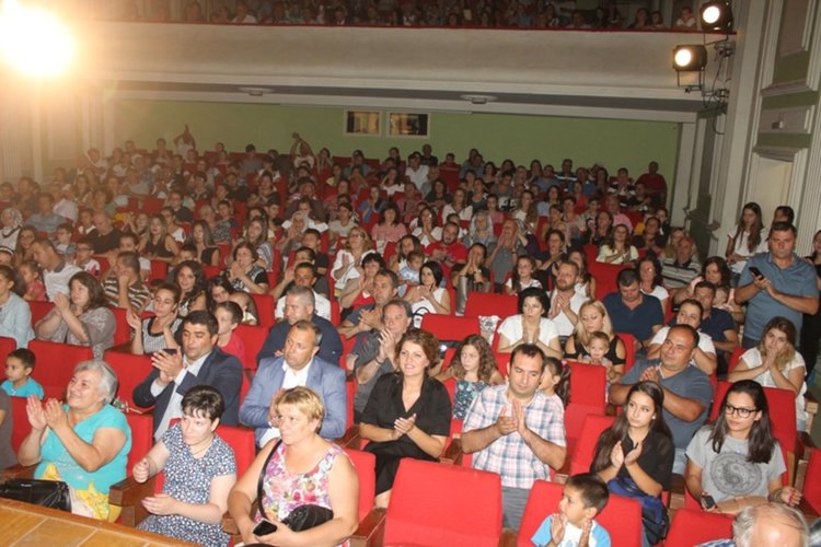 Грандиозен концерт за Курбан Байрам в Кърджали