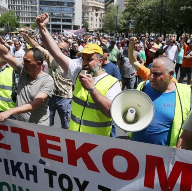 Стачка блокира пристанищата в Гърция на 22 и 23 септември