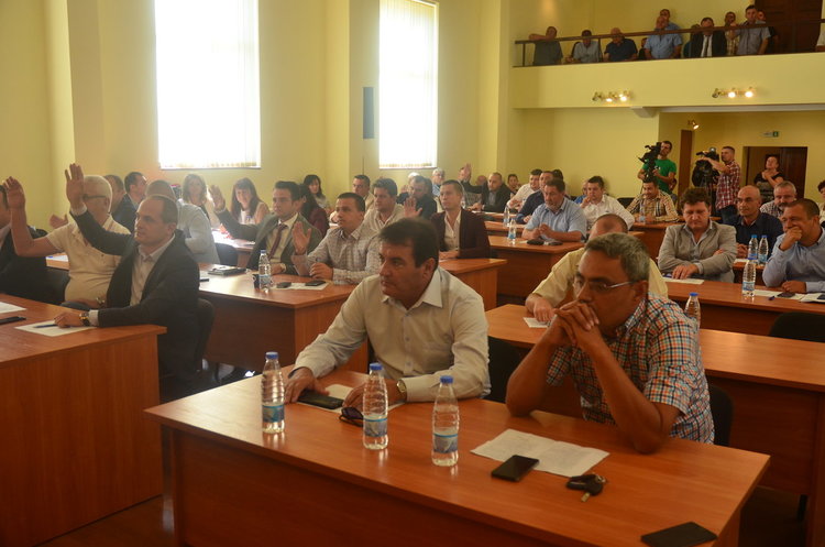 Сблъсък между ГЕРБ и ДПС за отчета на бюджета