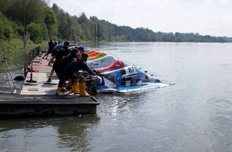 Николай Сурков - Никси в десетката на световно по водомоторен спорт