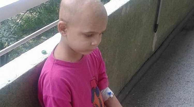 Драматичната съдба на 9-годишния онкоболен Мустафа