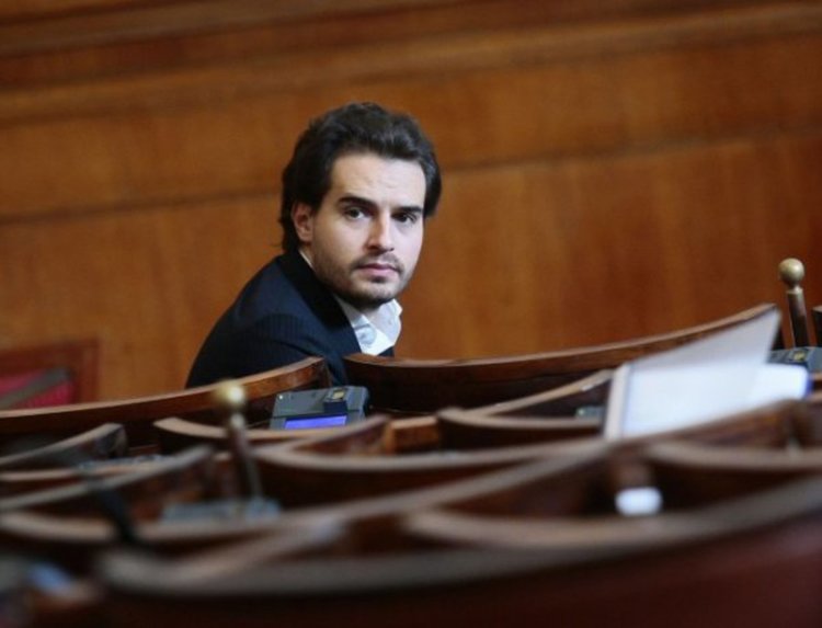 Тренчев: АЕЦ "Белене" е енергийното КТБ, гласувам с отвращение 