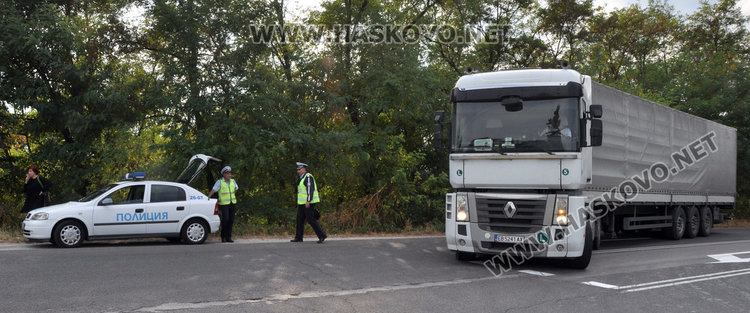Отклоняват тировете край Хасково на 5-ти километър
