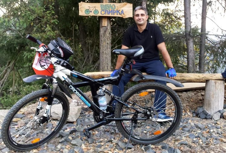 Ардински планински велосипедисти с грижи към туристическите дестинации