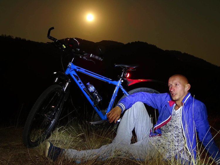 Ардински планински велосипедисти с грижи към туристическите дестинации