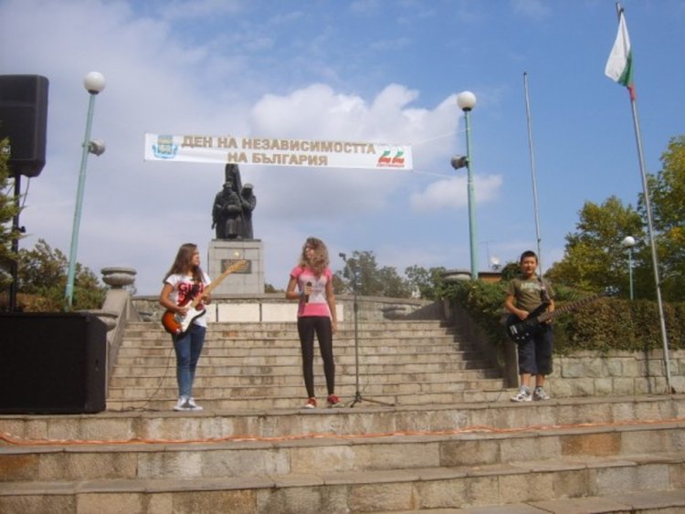 Кметът Хасан Азис: Само свободни граждани могат да извоюват каузата на независимостта