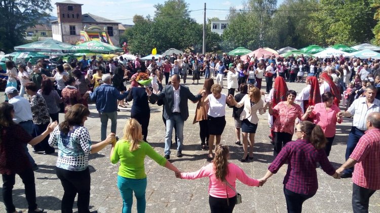 Стотици се стекоха на тракийския събор в село Аврен