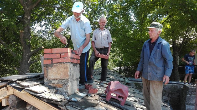 Възстановяват старата воденица в село Шумнатица (видео)