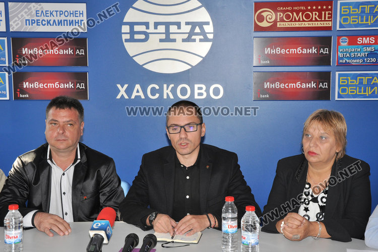 ВМРО: В лагера в Харманли има краста, мигрантите вън от градовете