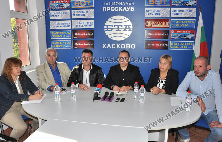 ВМРО: В лагера в Харманли има краста, мигрантите вън от градовете