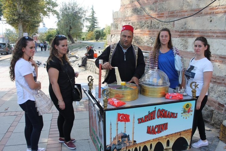 Женското дружество на ДПС в Ардино организира екскурзия до Одрин