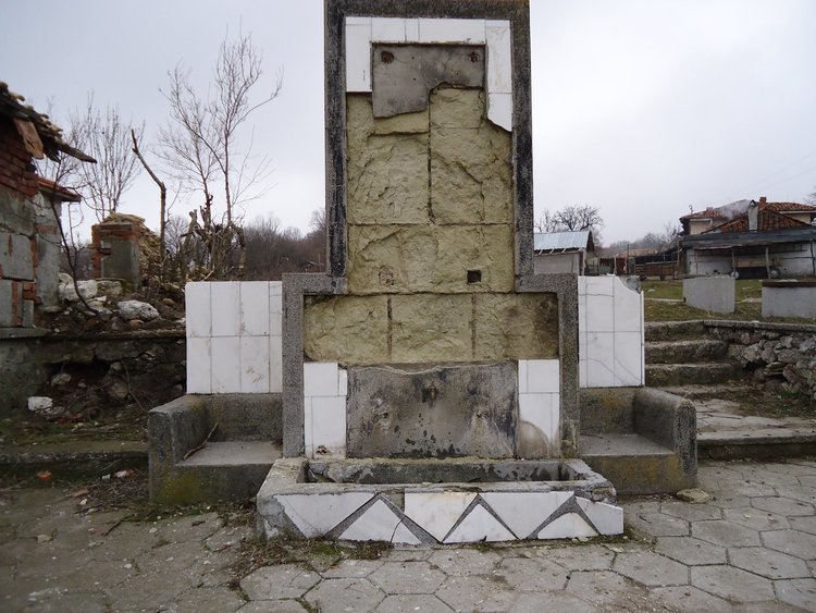 Включиха в регистъра войнишкия паметник край Българин