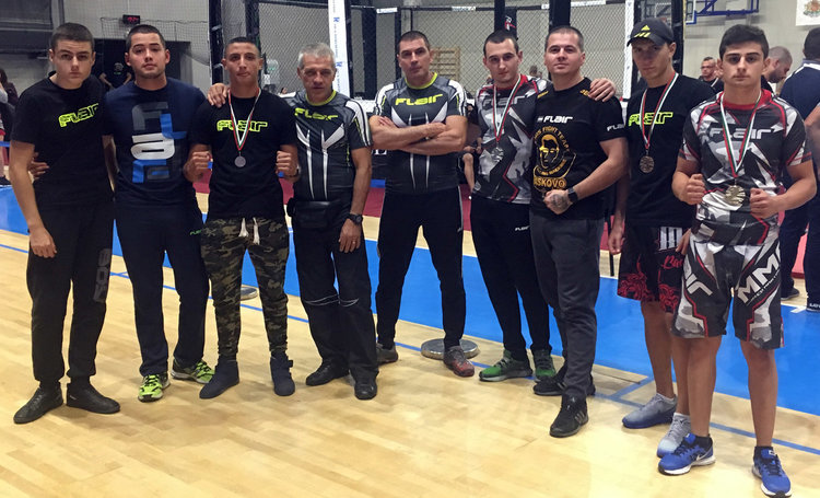 Четири медала за хасковските ММА бойци на Републиканското в София