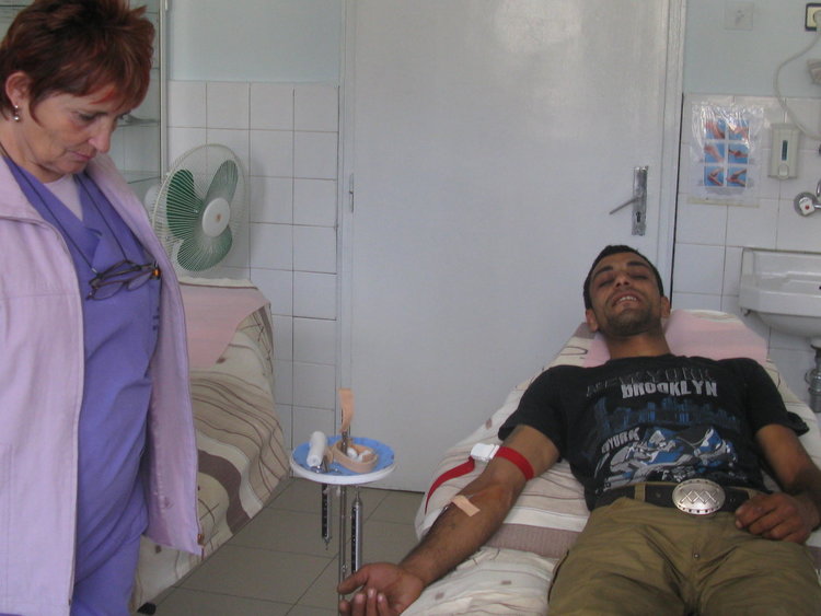 16 души в дариха кръв в специализирана кампания, само четирима от тях мъже