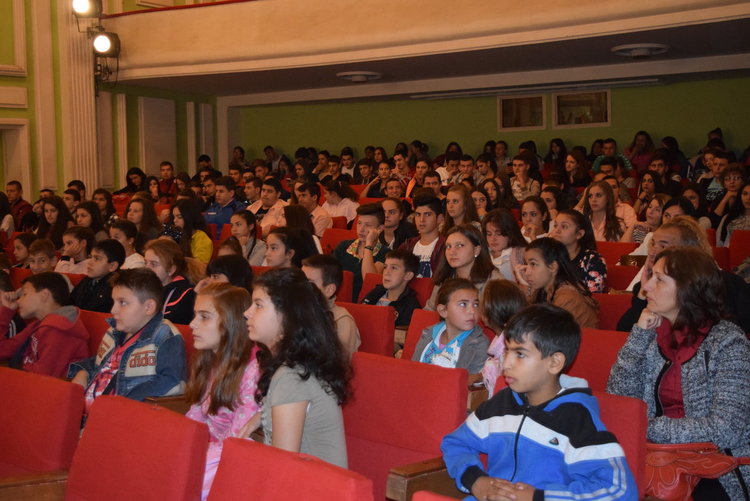 “Терористична атака“ срещу „Отец Паисий“,евакуираха учениците за 4 минути и половина