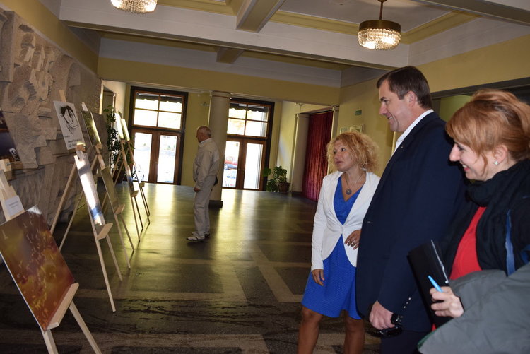 Гостите разглеждат красотите на Кърджали