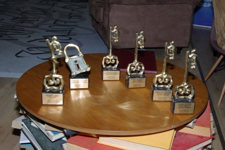 Община Сливен със ”Златен ключ” от ПДИ за прозрачност