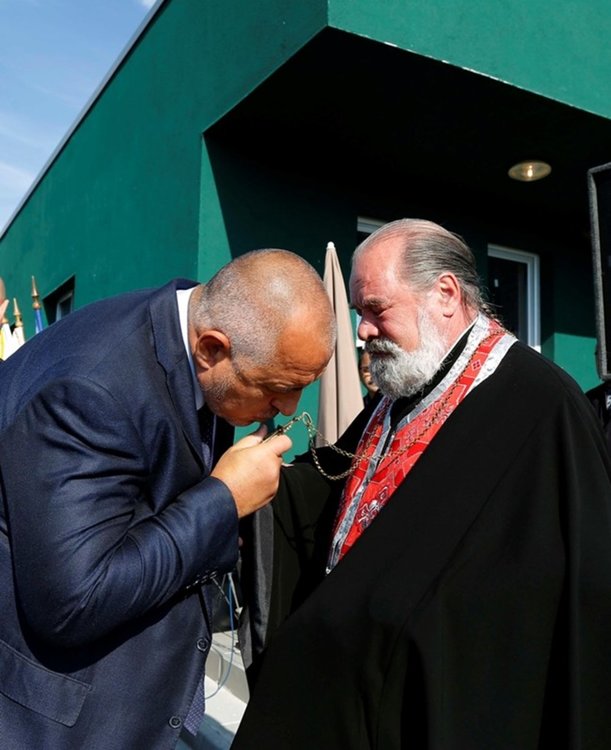 Борисов: До края на годината около 1 млрд. лева ще бъдат вложени в саниране  