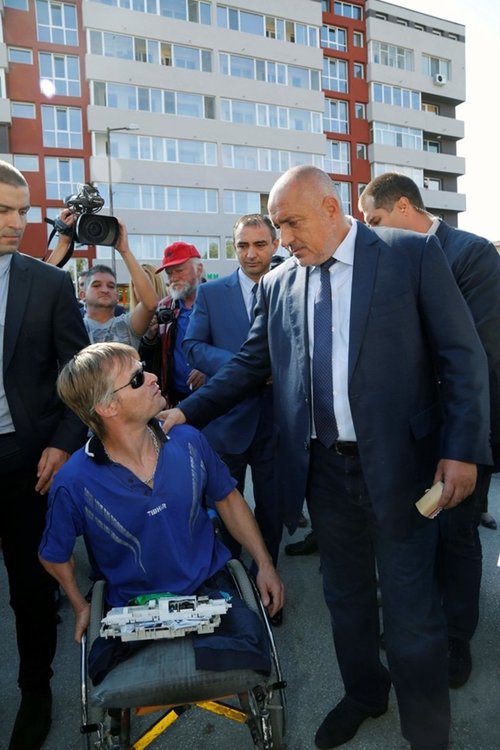 Борисов: До края на годината около 1 млрд. лева ще бъдат вложени в саниране  