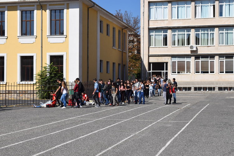 “Терористична атака“ срещу „Отец Паисий“,евакуираха учениците за 4 минути и половина