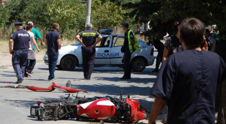 17-годишен с мотор се разби в Пежо по „Дунав“