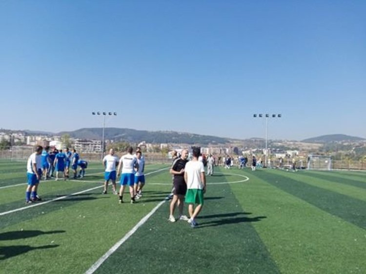 25 отбора участват в благотворителния турнир за детска площадка в „Байкал“, събрани са над 6000 лева