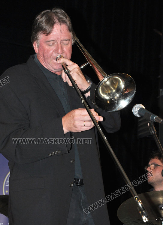 Световни звезди на сцената на джаз фестивала в Хасково