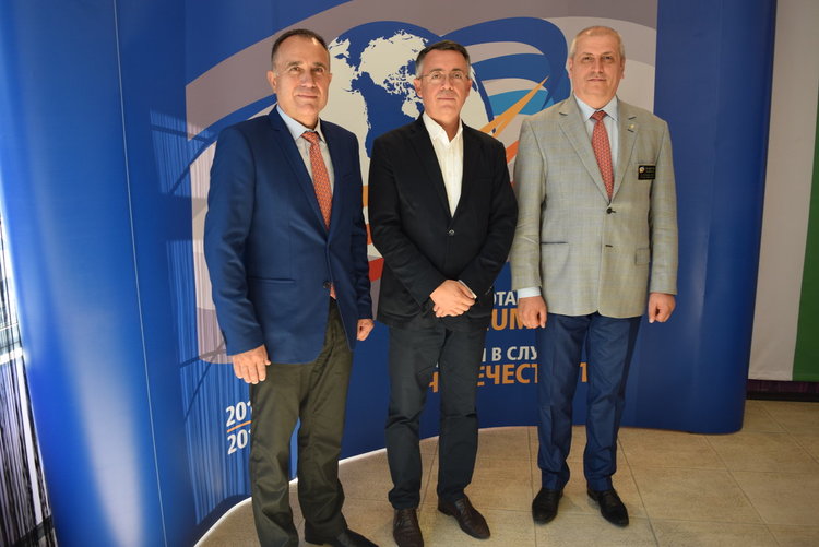 Ротари търси своя реален имидж,прави семинар в Кърджали