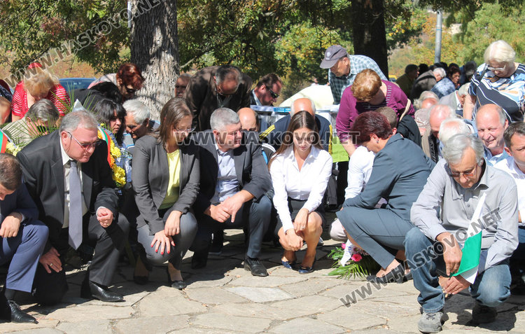 Венци и цветя за 103 г. от разорението на тракийските българи