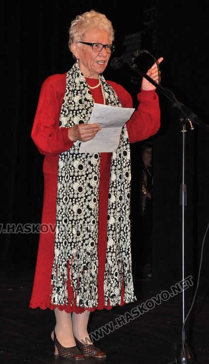 Почитатели на „Лотос бял” и Лидия Налбантова препълниха театъра