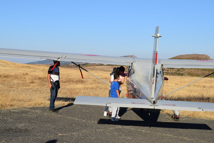 Кърджалийката Анифе Кочева,първа се престраши да полети над Кърджали