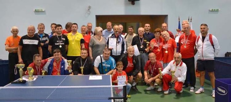 Завърши първенството по тенис на маса за ветерани в Момчилград