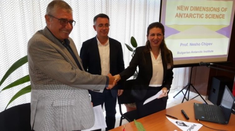 Млади антарктически учени от Балканите се събраха за първи път в Кърджали