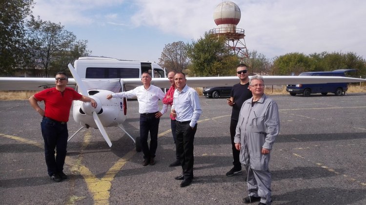 Хасан Азис преди полета