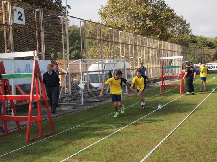 Сребърни медали от Републиканското за младите огнеборци от Свиленград