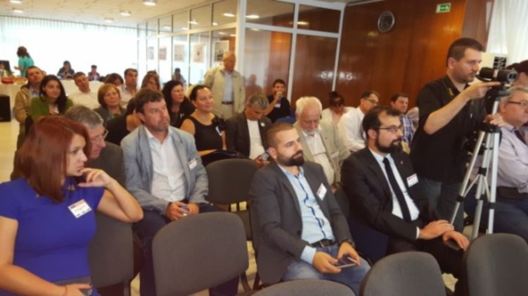 Млади антарктически учени от Балканите се събраха за първи път в Кърджали