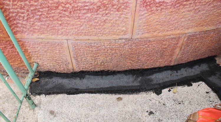  През 2010 година е бил правен ремонт на Звездната зала